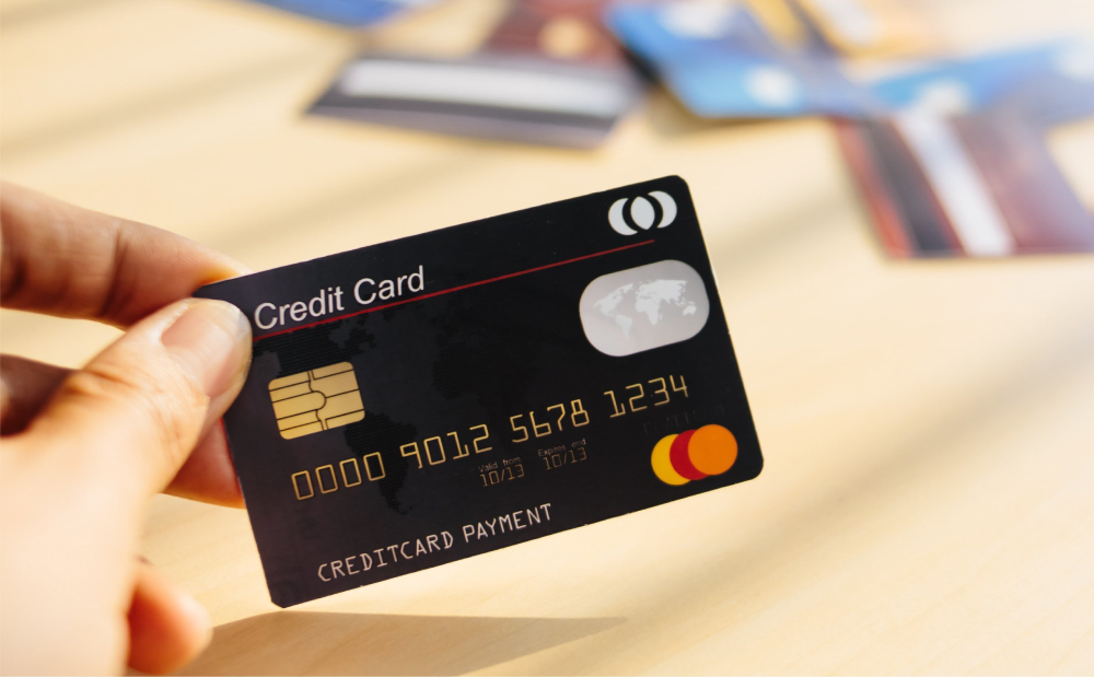 lãi suất thẻ tín dụng là gì